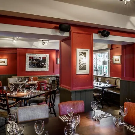The Castle Inn 3*