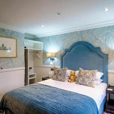 بيت ريفي The Castle 3*
