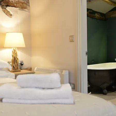 بيت ريفي The Castle 3*
