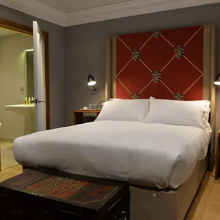 The Castle 3* Harrogate