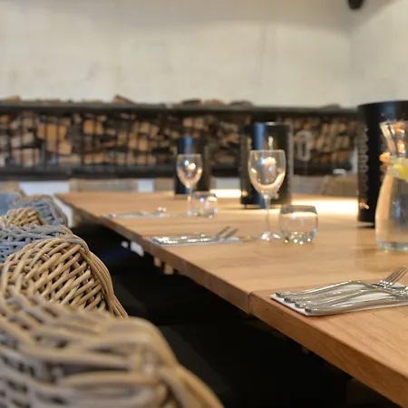 The Castle 3* Harrogate