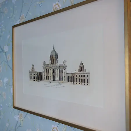 Han/Misafirhane The Castle