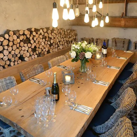 The Castle 3* Harrogate